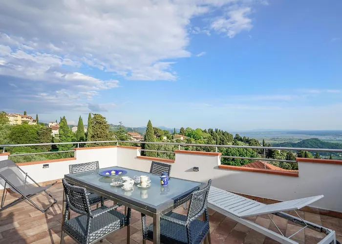 Beautiful Home In Corsanico